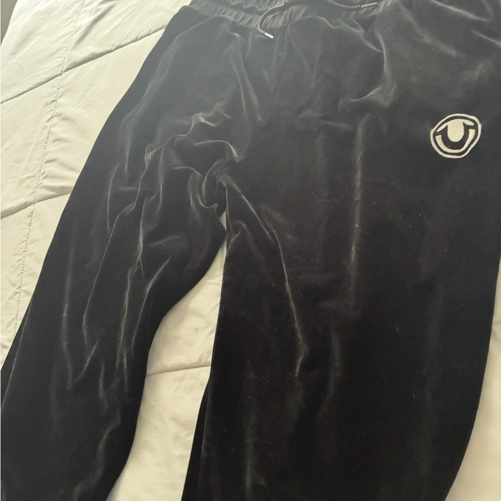 True Religion Velour Big T Velvet Straight Jogger Pants Men's Size 2XL Black.